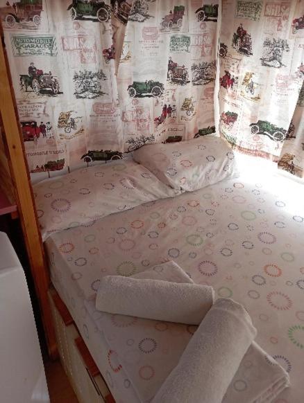 Caravanas Y Habitaciones Para Relajarse Sax Dış mekan fotoğraf