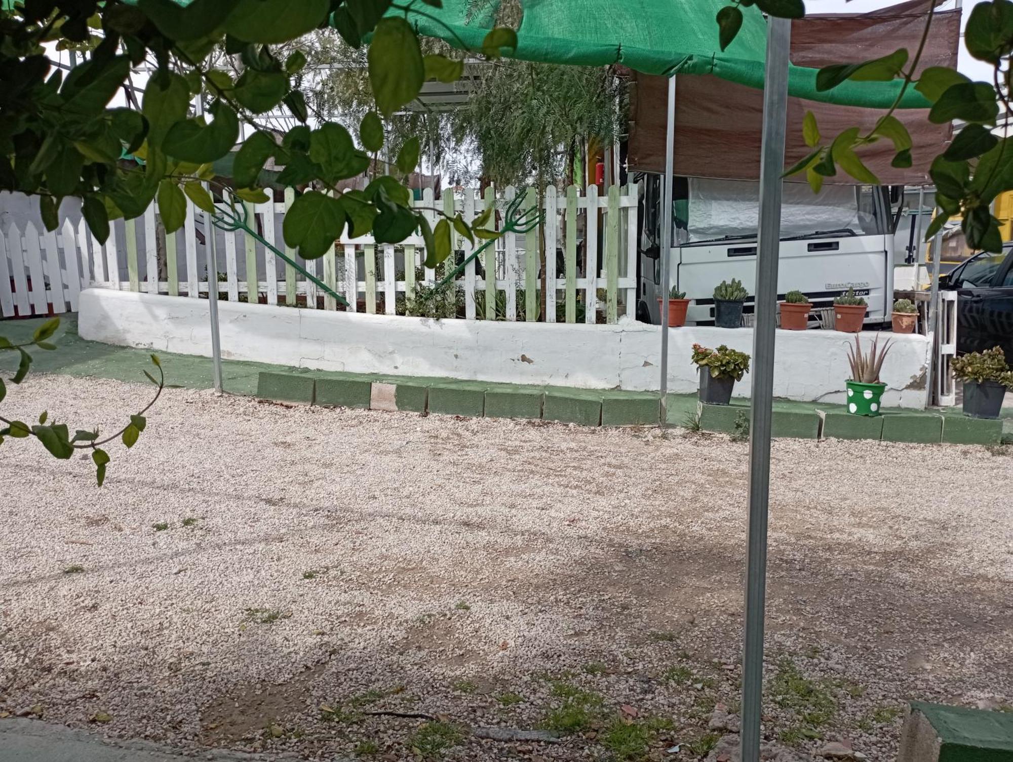 Caravanas Y Habitaciones Para Relajarse Sax Dış mekan fotoğraf