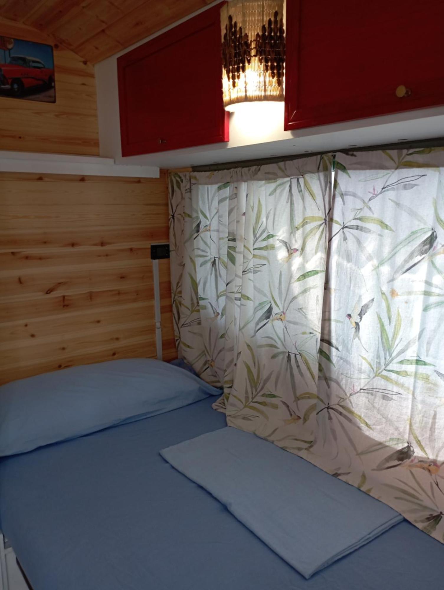 Caravanas Y Habitaciones Para Relajarse Sax Dış mekan fotoğraf
