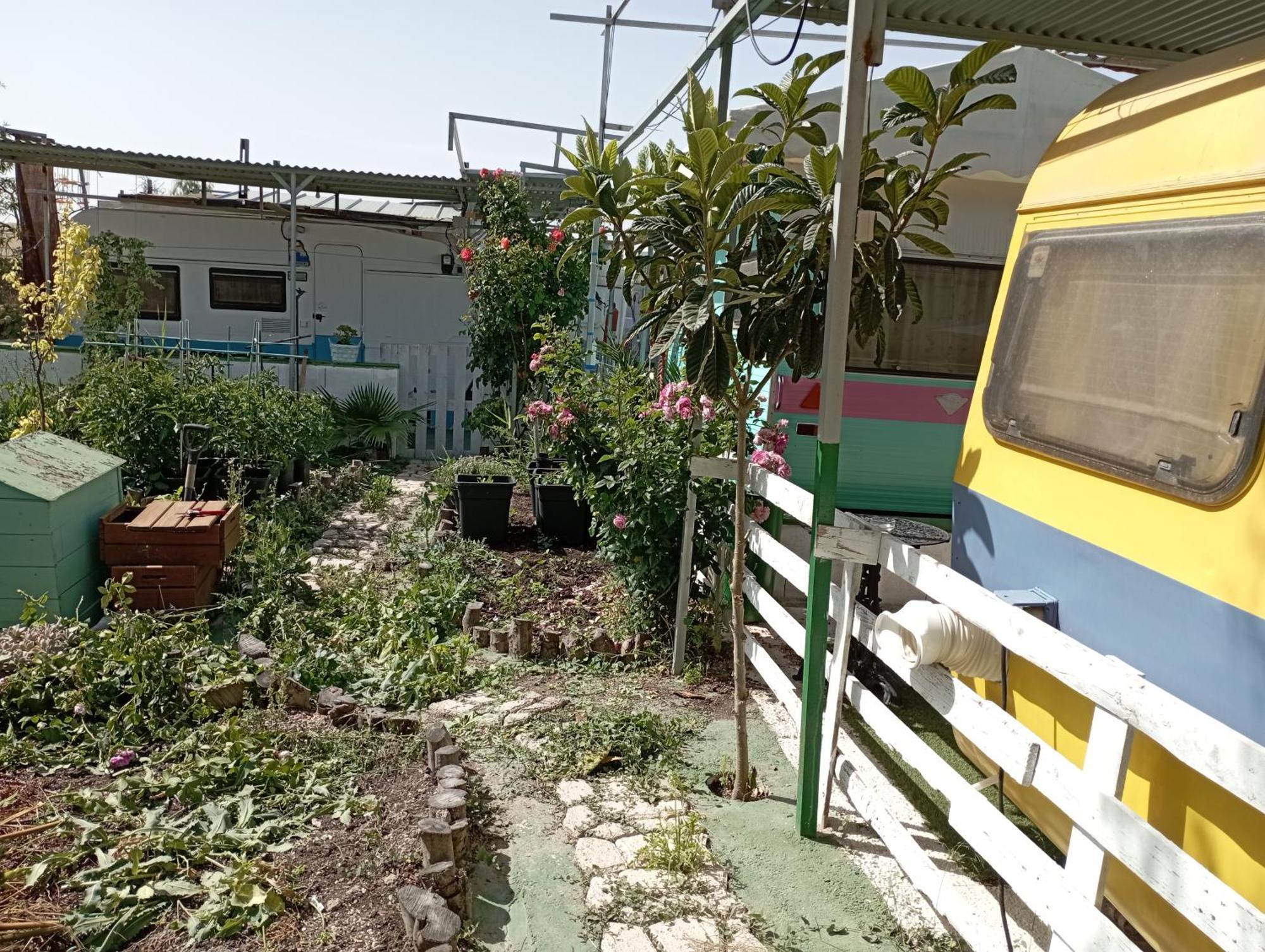 Caravanas Y Habitaciones Para Relajarse Sax Dış mekan fotoğraf
